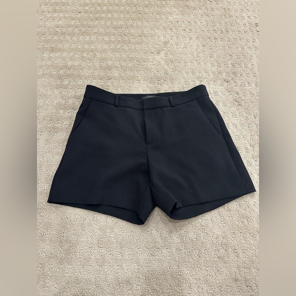Banana republic dress shorts- black size 2